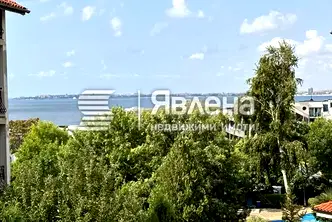 Тристаен апартамент в Бургас, Свети Влас