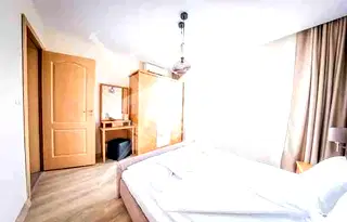 Тристаен апартамент в Бургас, Свети Влас