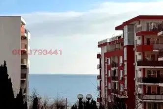 Тристаен апартамент в Бургас, Свети Влас