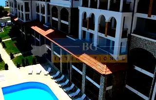 Тристаен апартамент в Бургас, Свети Влас