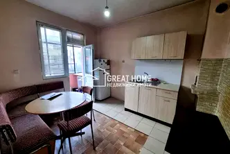 Двустаен апартамент в Търговище, Боровец