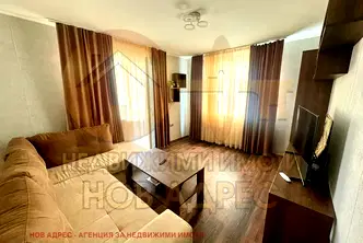 Тристаен апартамент в Търговище, Боровец