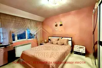 Двустаен апартамент в Търговище, Център