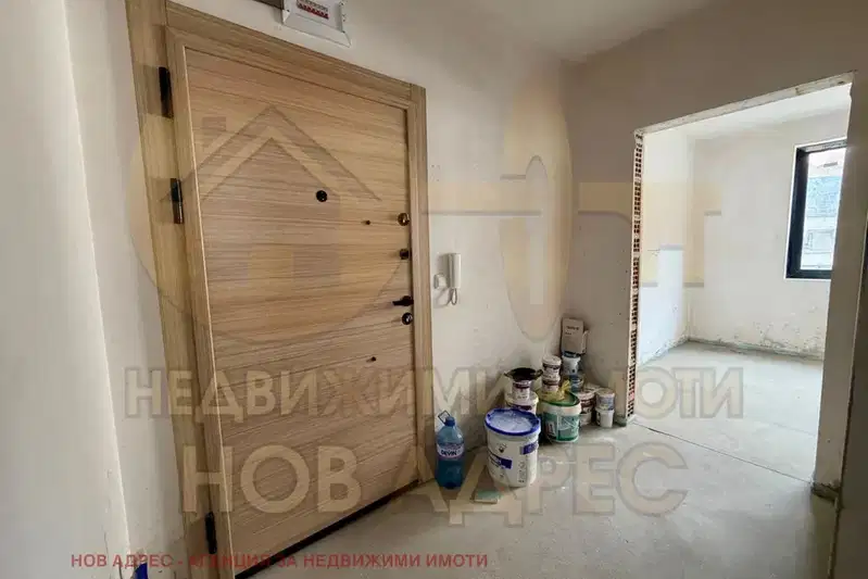 3-bedroom apartment in Tyrgovishte, Centyr