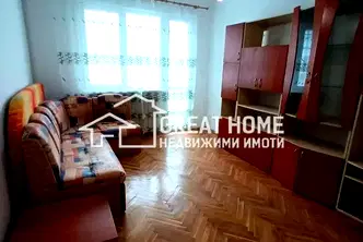 Тристаен апартамент в Търговище, Център