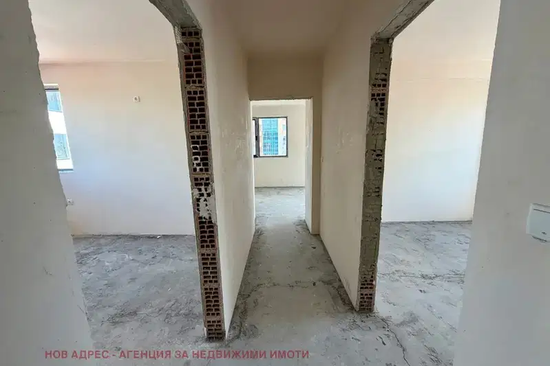 Тристаен апартамент в Търговище, Вароша