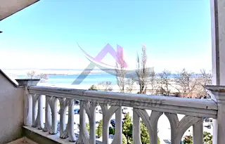 Двустаен апартамент с морска панорама в Аспарухово, Варна