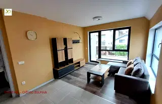 Двустаен апартамент с гараж в Аспарухово, Варна