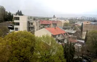 Тристаен апартамент с 3 балкона в Аспарухово, Варна