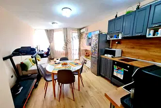 Тристаен апартамент с панорамна тераса в Аспарухово, Варна