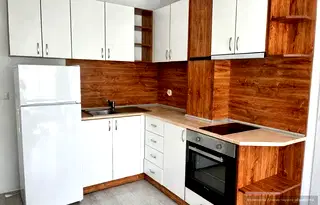 Двустаен апартамент в Автогара, Варна с асансьор