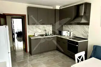 Двустаен апартамент с тераса в Автогара, Варна