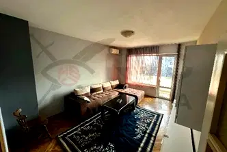 Двустаен апартамент във Варна, Базар Левски