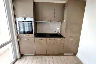 Двустаен апартамент в Базар Левски, Варна с тераса