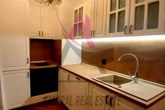 Тристаен апартамент с две тераси в Базар Левски, Варна