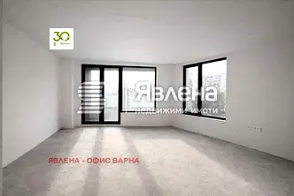 Двустаен апартамент с южно изложение в Бриз, Варна