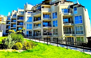 Двустаен апартамент в Бриз, Варна с асансьор и паркинг