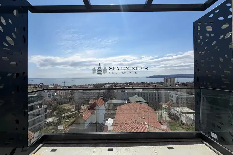 3-bedroom apartment in Varna, Briz