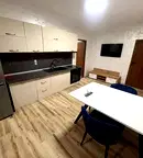 Тристаен апартамент на партер в Бриз, Варна