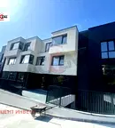 Просторен 3-стаен апартамент с двор в Бриз, Варна