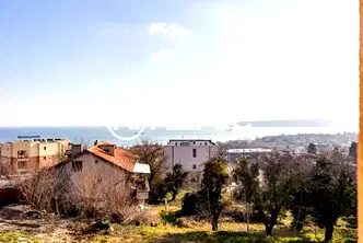 Многостаен апартамент във Варна, Бриз