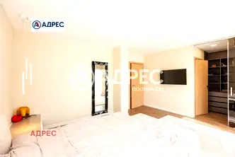 Просторен 4-стаен апартамент с панорамна тераса в Бриз, Варна