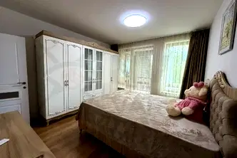 Двустаен апартамент с паркомясто в Бриз, Варна