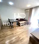 Тристаен апартамент с паркомясто в Бриз, Варна