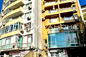 Двустаен апартамент във Варна, Център