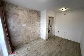 Двустаен апартамент с тераса в Центъра на Варна