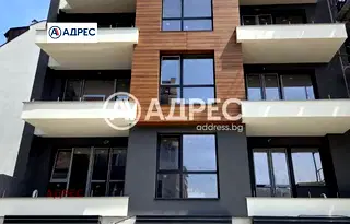 Двустаен апартамент във Варна, Център