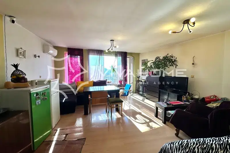 3-bedroom apartment in Varna, Centyr
