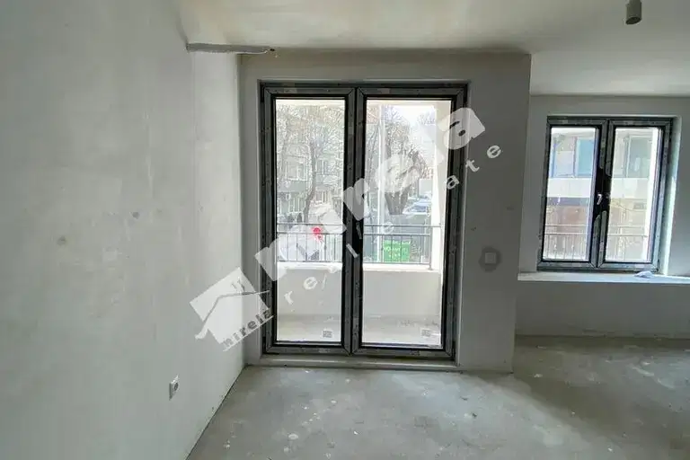 3-bedroom apartment in Varna, Centyr