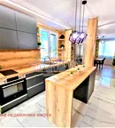 Тристаен апартамент 100 кв.м в Център, Варна с тераса
