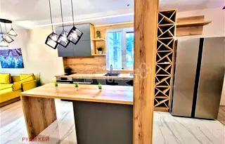 Тристаен апартамент с тераси в Център, Варна, Нептун