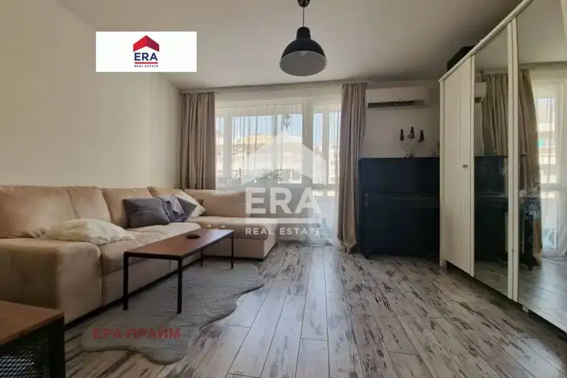 3-bedroom apartment in Varna, Centyr