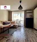 Тристаен апартамент с две тераси в центъра на Варна