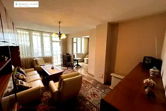 Тристаен апартамент с тераса в центъра на Варна, Фулмакс център