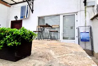 Едностаен апартамент с тераса в Център, Варна