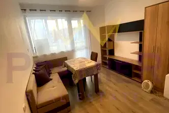 Едностаен апартамент в Център на Варна с тераса