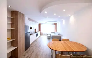 Двустаен апартамент в Център, Варна на 6-ти етаж