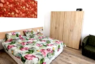 Двустаен апартамент във Варна, Център