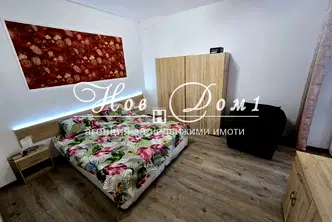 Двустаен апартамент в центъра на Варна с тераса