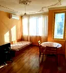 Двустаен апартамент с тераса в Център, Варна