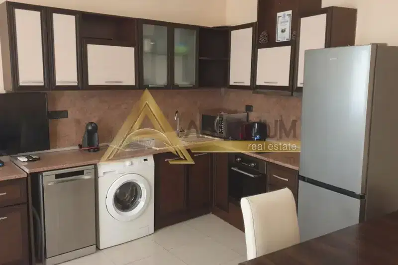 3-bedroom apartment in Varna, Centyr
