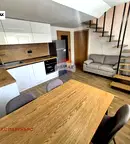 Тристаен апартамент с тераса в центъра на Варна