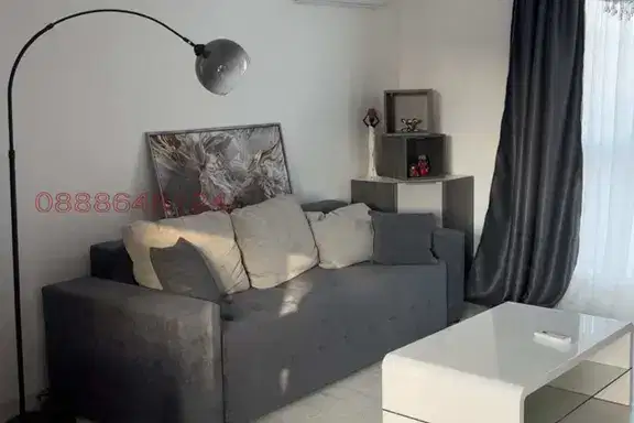 3-bedroom apartment in Varna, Centyr