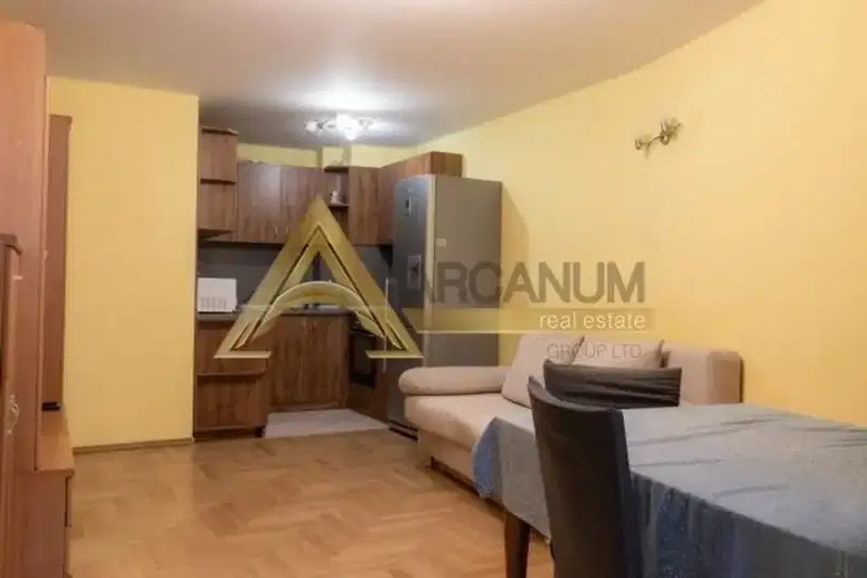 3-bedroom apartment in Varna, Centyr