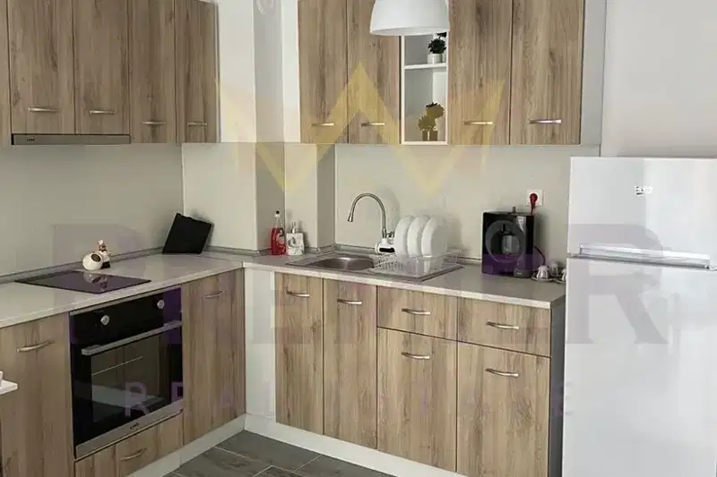 3-bedroom apartment in Varna, Centyr