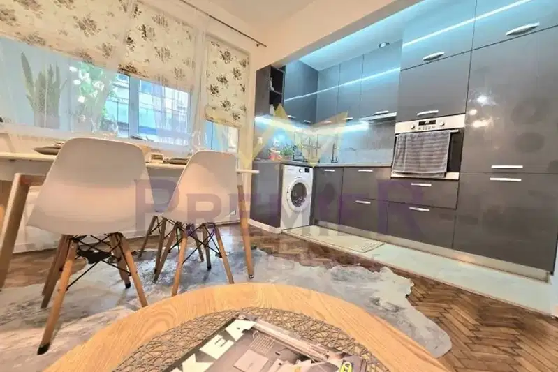 3-bedroom apartment in Varna, Centyr